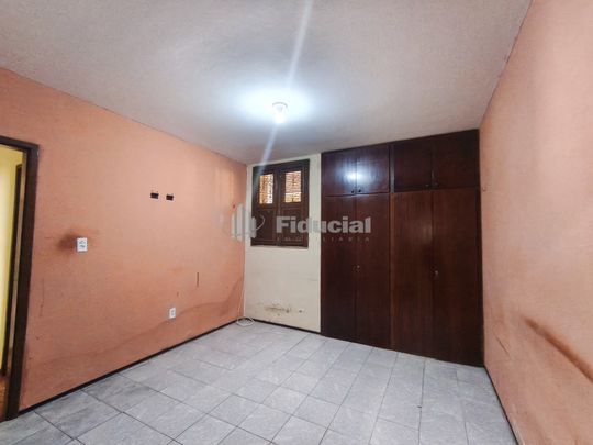 HENRIQUE JORGE - CASA - R SILVA BAIMA, 199 - Photo 1