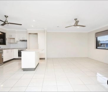 30 Stephanie Drive, Morayfield, Qld 4506 - Photo 3