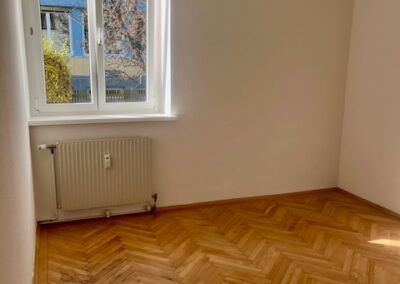 Helle 2 Zimmer Erdgeschoss Wohnung in zentraler Stadtlage. - Foto 1