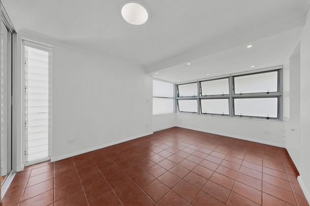 29/2-4 Notts Avenue, Bondi Beach NSW 2026 - Apartment For Rent | Domain - Photo 1