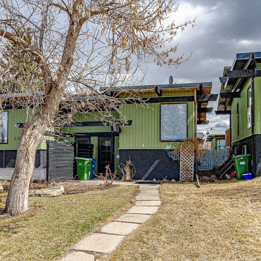 11010 5 St SW, Calgary - Photo 1