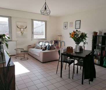 Location Appartement 2 pièces 42m² MONTAIGU VENDEE 85600 - Photo 1