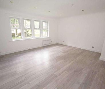 Parkwood Court, Roundhay, LS8 - Photo 3