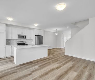 For Lease - 2526 Esprit Drive, Orleans - Cumberland and Area, Ontario - Photo 3