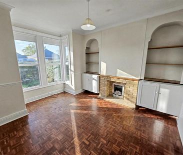 4 bedroom semi-detached house to rent - Photo 3