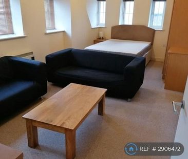 Studio to rent - Photo 1