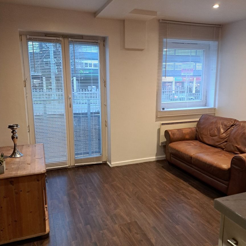 1 Bed Flat, Station Apartments, LS15 - Photo 1