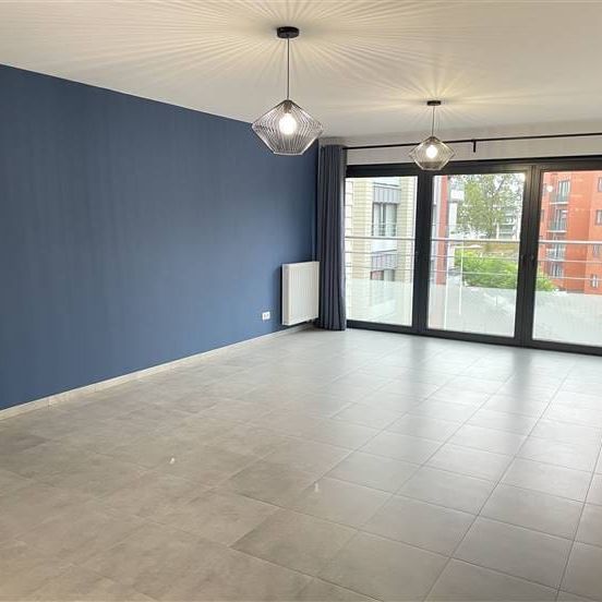 Appartement te huur - Photo 1