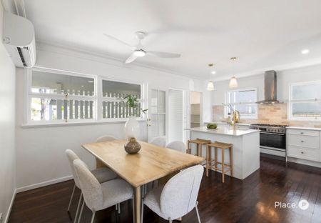 19 Camelia Street, Cannon Hill QLD 4170 - House For Rent - $1,050 | Domain - Photo 2