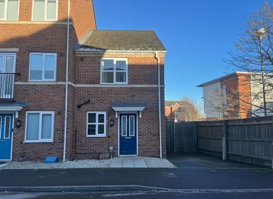 2 bedroom terraced house to rent - Photo 1