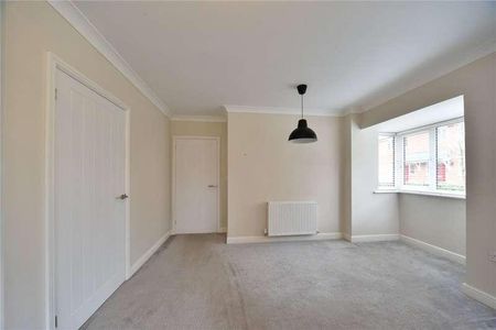 Victoria Close, West Row, Bury St. Edmunds, Suffolk, IP28 - Photo 2