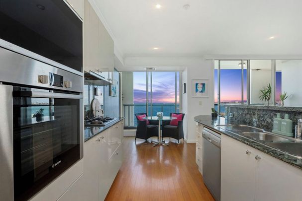Luxury On The Waterfront - Photo 1