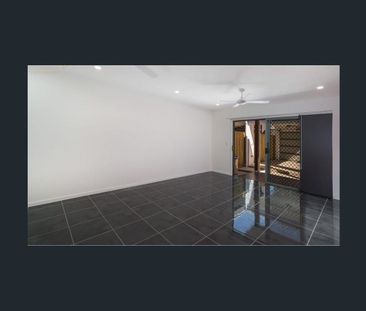 Single Story Lowset Home - Photo 1