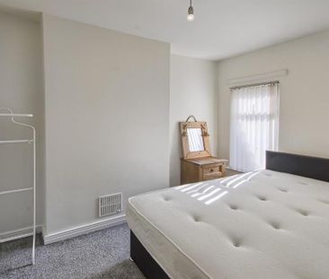 132 Balfour Avenue, Belfast, BT7 2EW - Photo 4