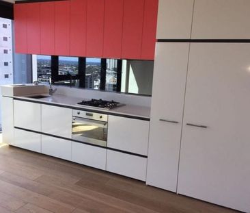 Convenient Cityside Living in the Heart of Southbank - Photo 1