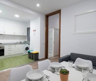 Lovely&nbsp;room in Calle Valencia, the centre of Barcelona - Photo 6