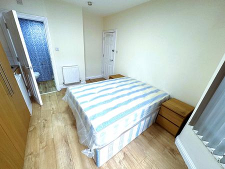 Studio to rent - Photo 4