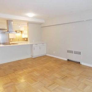 Pet Friendly, Junior 1 Bedroom In The West End - Photo 2