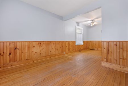 For Lease - 126 Durham Street, Kawartha Lakes, Ontario - Photo 2