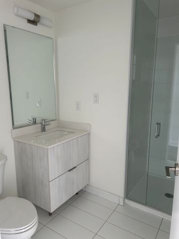 For Lease - 6 Steckley House Lane Unit# TH302, Richmond Hill, Ontario - Photo 5