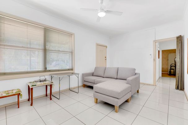 Renovated 3 bedroom home - Photo 1