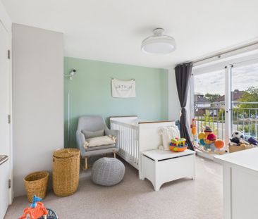 Peel Close, Tatling End, Gerrards Cross,SL9 - Photo 4