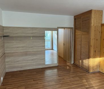 Pronájem bytu 3+1 74 m² - Photo 1