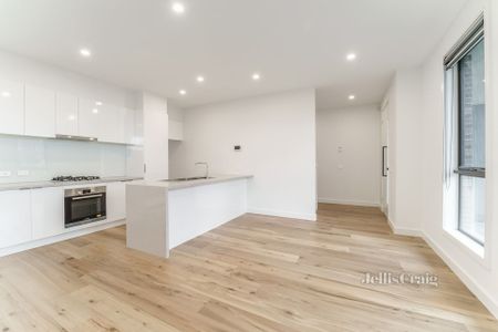 20 Montpellier Road, Burwood - Photo 4