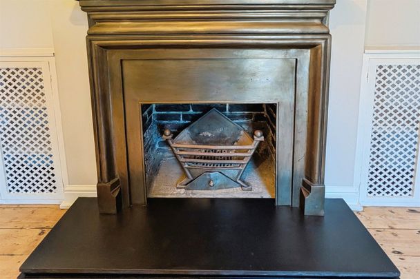 Ash Tree Road, SO18 - Photo 1