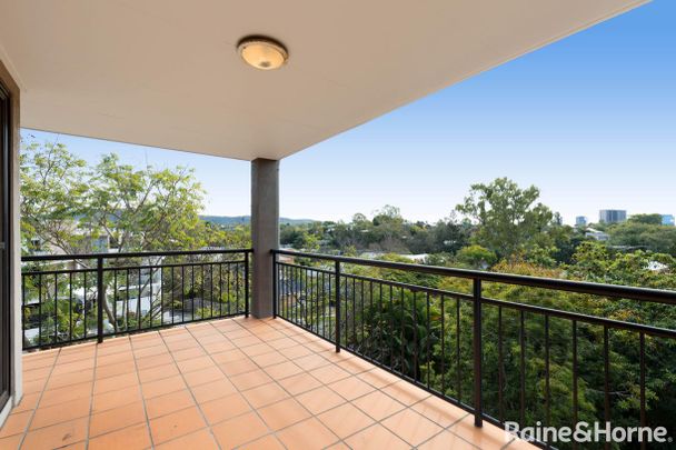 9/110 Indooroopilly Road, Taringa, QLD 4068 - Photo 1