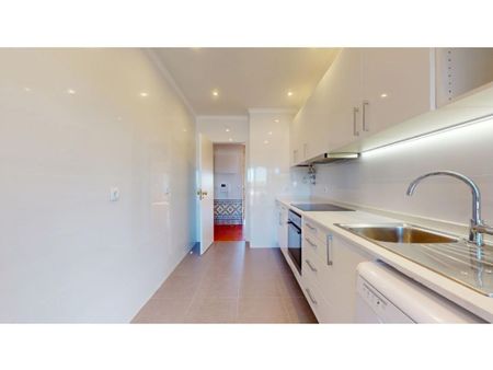 3 room luxury Flat for rent in Ajuda, Algés, Lisbon - Photo 5