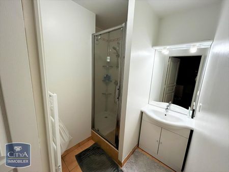 Location Appartement 2 pièces 41m² CHOLET 49300 - Photo 2