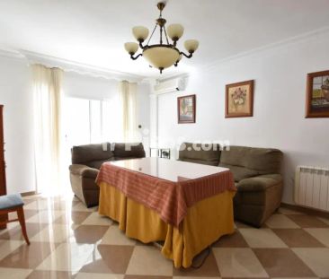 Piso en alquiler en Calle Recoletos - Photo 2