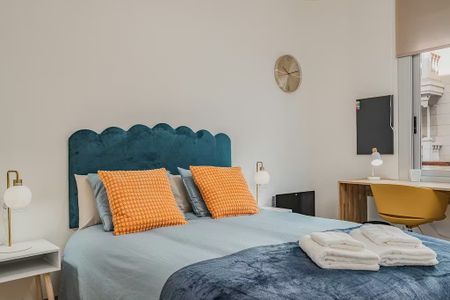 Carrer Baró de Maldà, L'Hospitalet de Llobregat, Catalonia 08901 - Photo 2