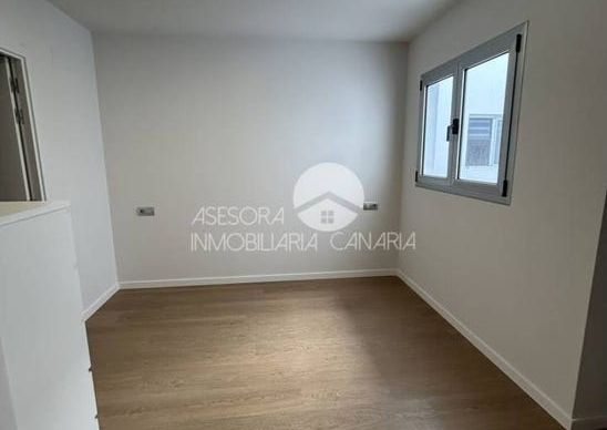 Camelia 19, Las Palmas de Gran Canaria, Canary Islands 35010