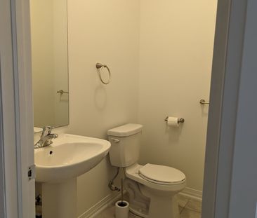 For Lease - 7 Carneros Way, Markham, Ontario - Photo 3