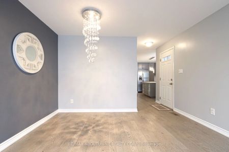 1601 Sandgate Crescent #Main - Photo 5