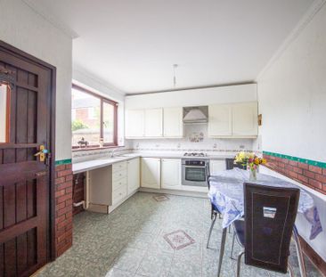 2 bedroom semi-detached house to rent - Photo 5