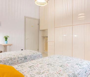 Via Assietta, Milan, Lombardy 20161 - Photo 5