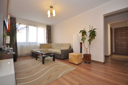 3 camere Centru Civic mobilat lux 600 Euro - Photo 2