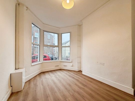 Dalton Street, CARDIFF - Photo 1