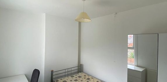 41 Fearon Street - Brand New Refurb & Great LocationLoughborough - Photo 2