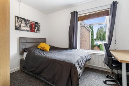 4 bedroom terraced house to rent - Photo 4