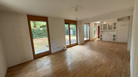 GARTENWOHNUNG: 4-Zimmer in ruhiger Lage mit Eigengarten! - Photo 3