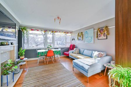 2 bedroom flat to rent - Photo 2