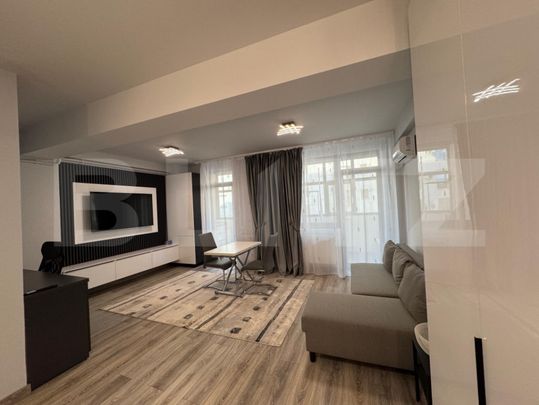 Garsoniera de inchiriat, 46mp, zona Consul - Fotografie 1