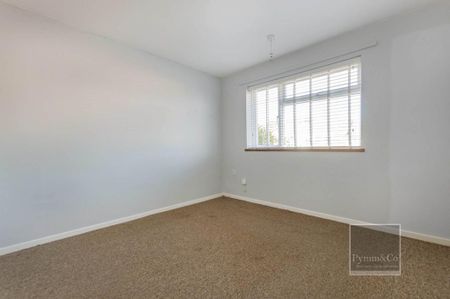 2 bedroom semi-detached bungalow to rent - Photo 3