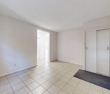 For Lease - 97 Elgin Street Unit# 1, Oshawa, Ontario - Photo 3