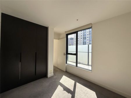 404/55 Jeffcott Street - Photo 2