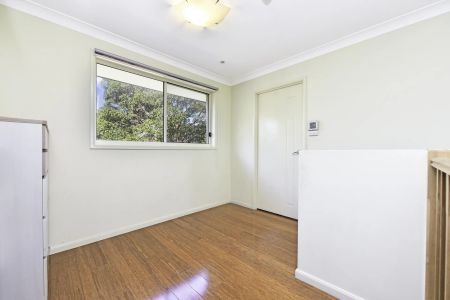 95A Juno Parade, Greenacre. - Photo 4